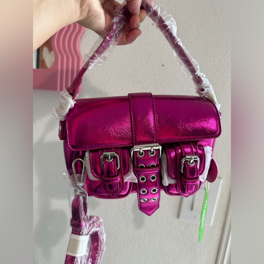 NWT Nunoo Small Honey Buckle Crossbody Bag.